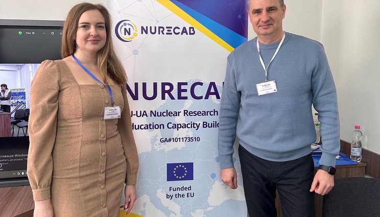 photo_5303033358197656665_y